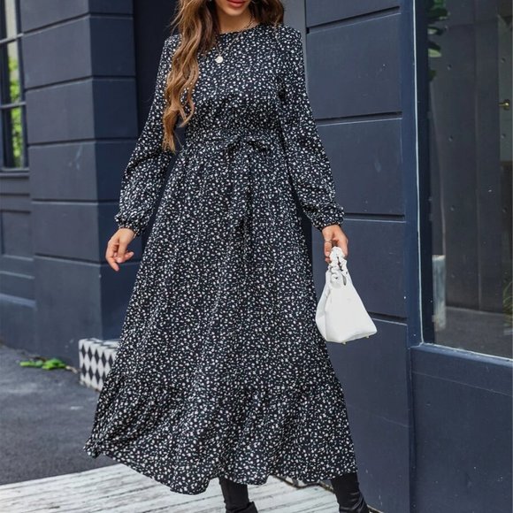 Dainty Floral Bishop Ruffle Hem Dress - Picture 3 of 9